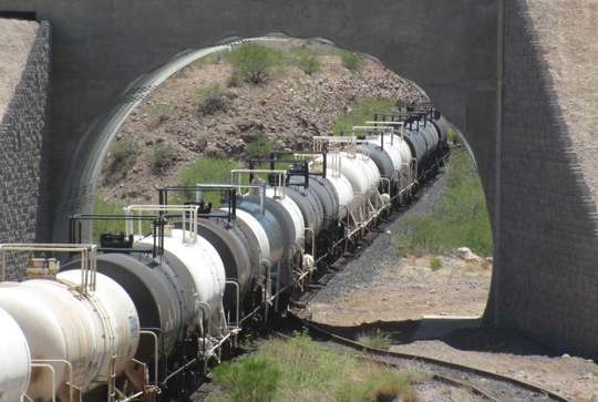A bridge over a rail line made from Contech SUPER-PLATE.