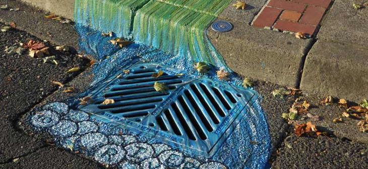 image Chalk drawing on storm drain